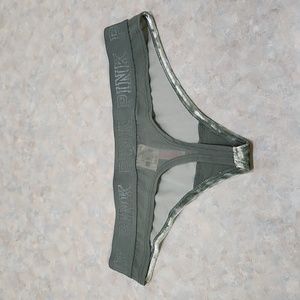 NWT VS Pink moss green thong panties M